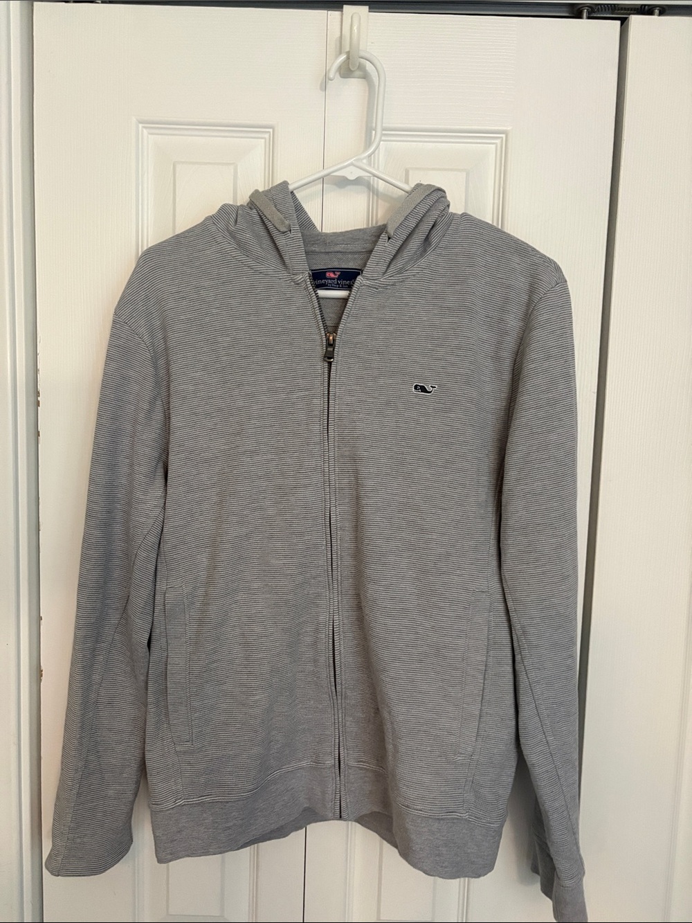 Vineyard Vines Men’s Light Gray Zip-Up Hoodie Sweater